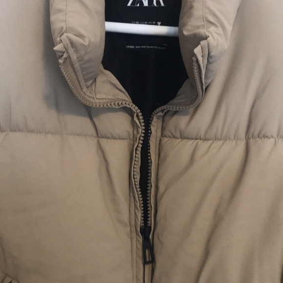 Zara trendy tan puffer jacket - Picture 5 of 9